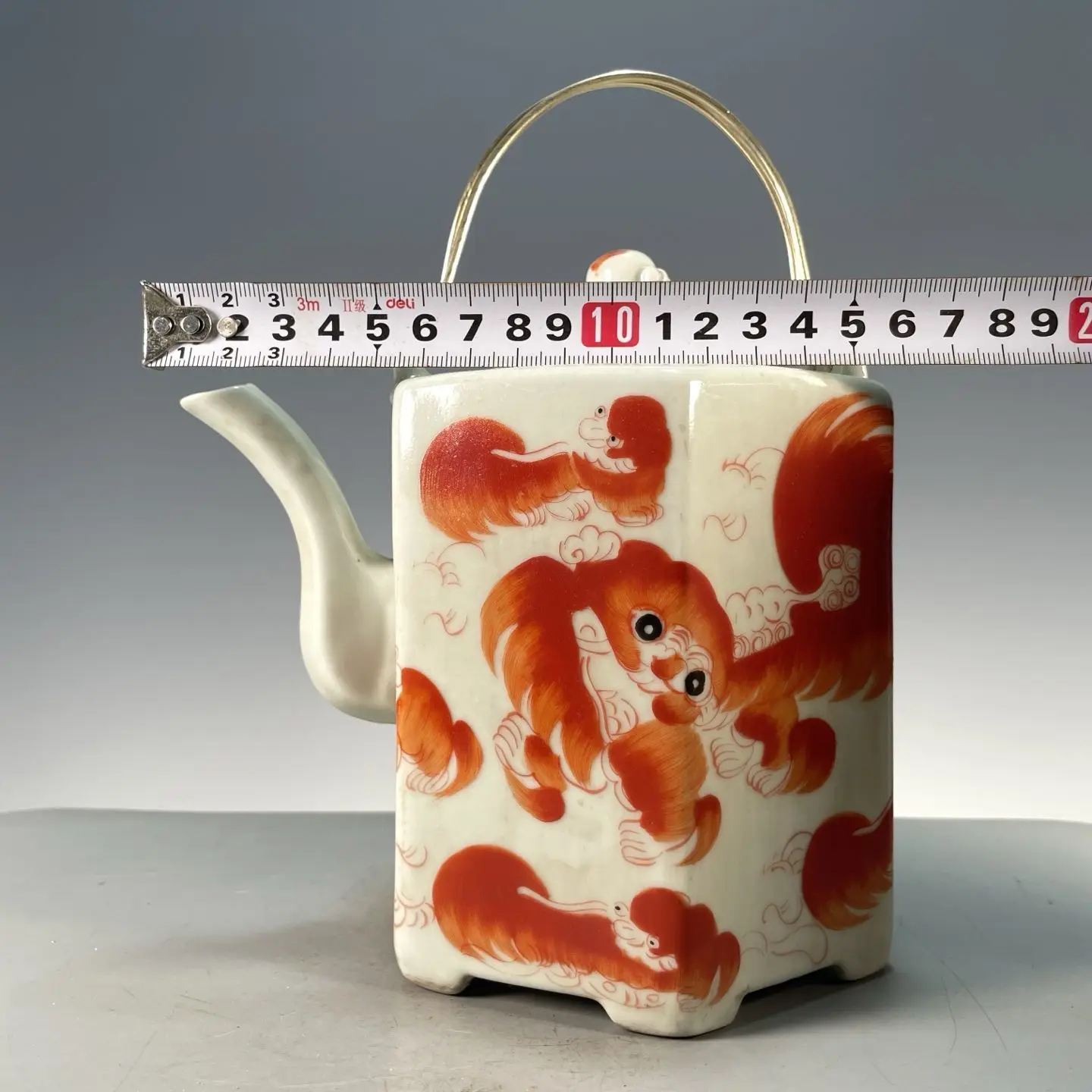 Vintage Hexagonal Bailiff Teap - огляд і ціна Vintage Collectible Pottery