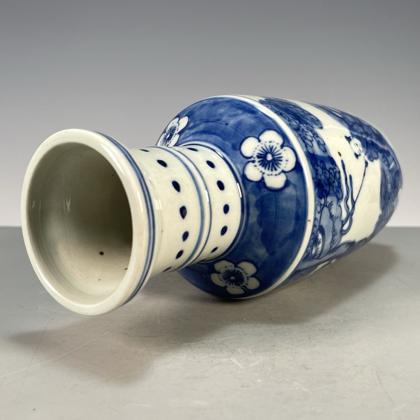 Blue and White Porcelain Roule - огляд і ціна Vintage Collectible Pottery