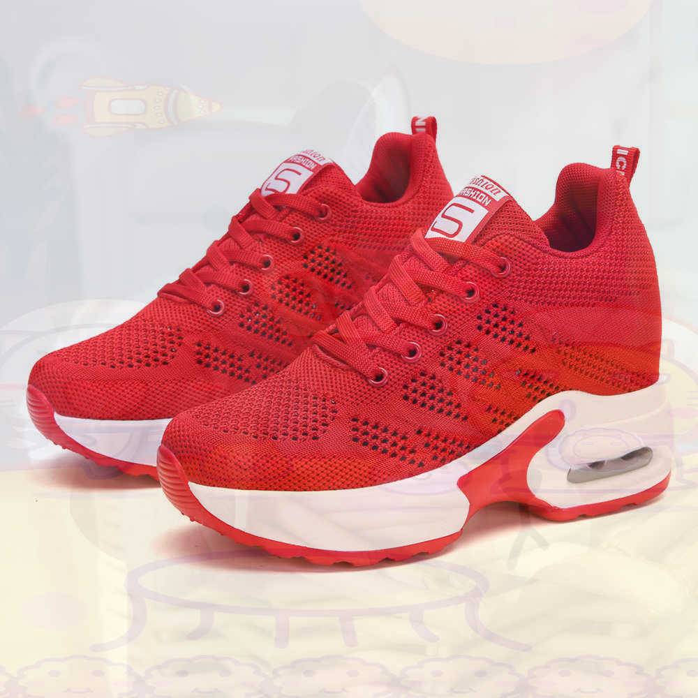 Red Size 36 Shoes Woman Tennis - огляд і ціна Vintage Items Collection