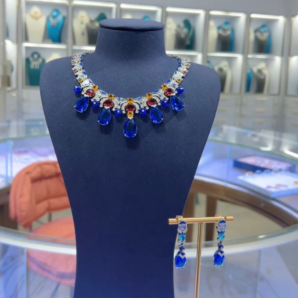 Designer Collection Style Earr - огляд і ціна Vintage Collectible Jewelry