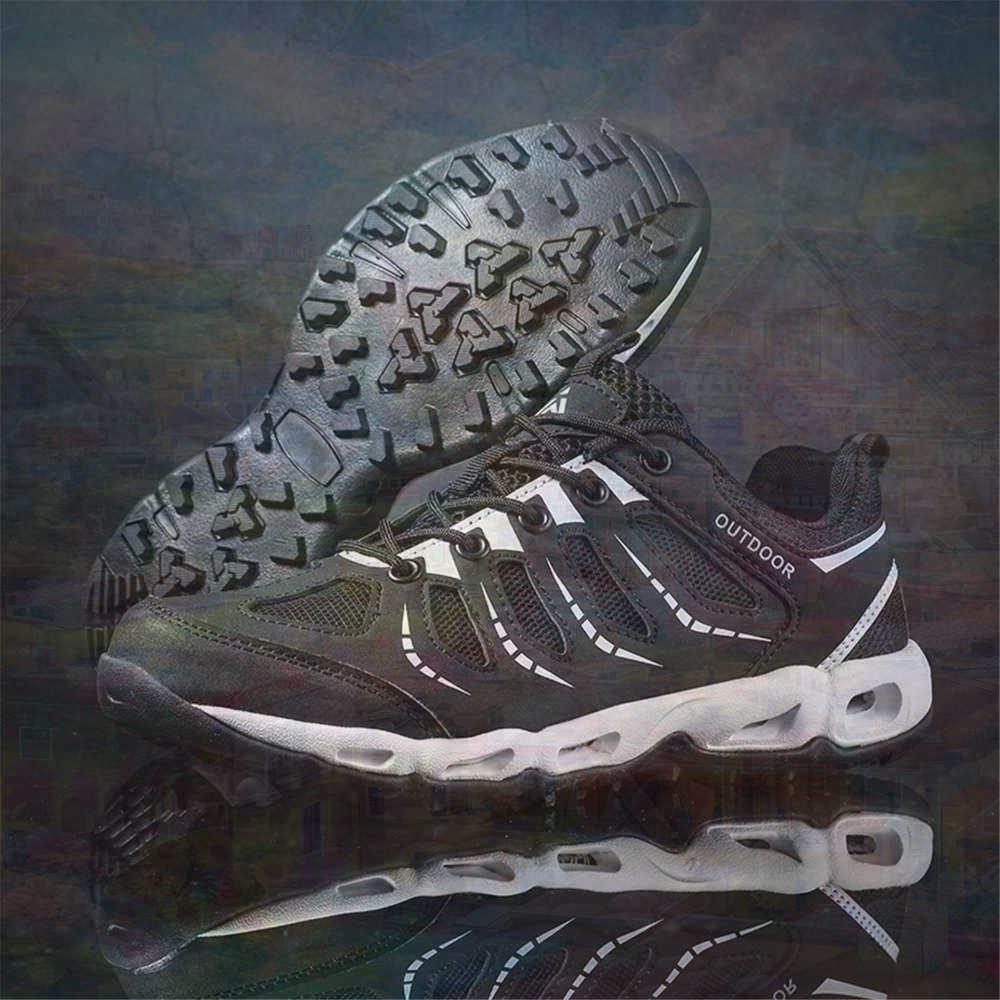 Sumer Round Tip Silver Sneaker - огляд і ціна Vintage Items Collection